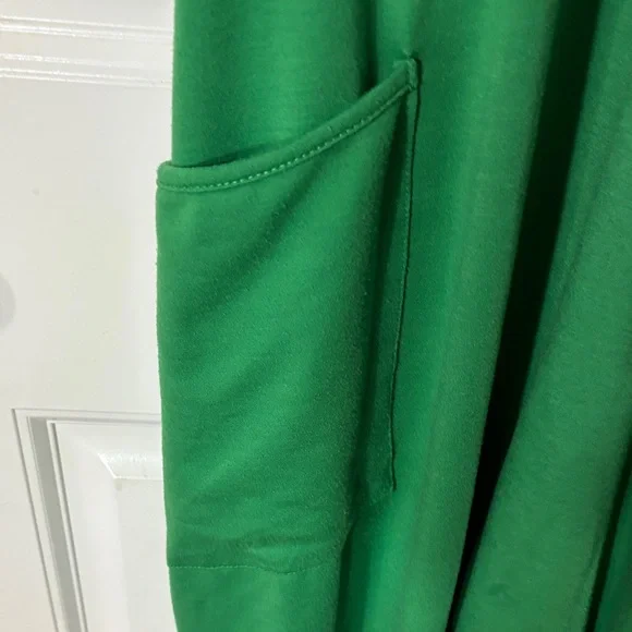 Chic Green Sleeveless Jumpsuit - Picture 5 of 6